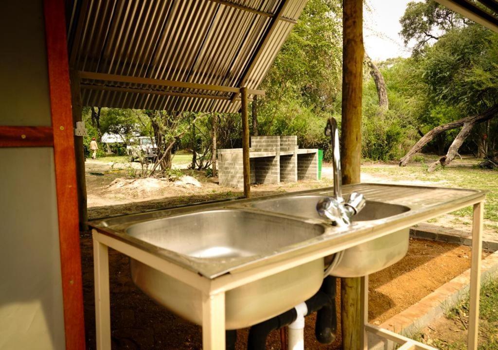 Sitatunga Campsite Maun Eksteriør bilde